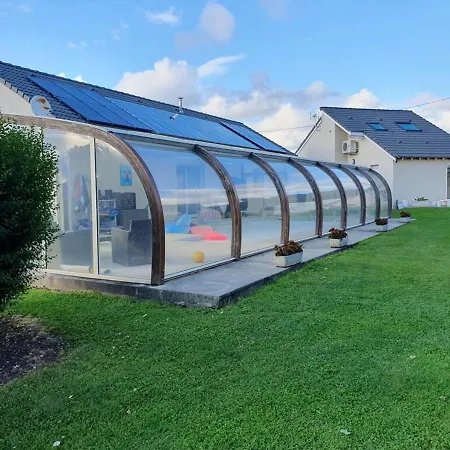 House With One Bedroom In With Wonderful City View Shared Pool Enclosed Garden Hébergement de vacances Nébouzat